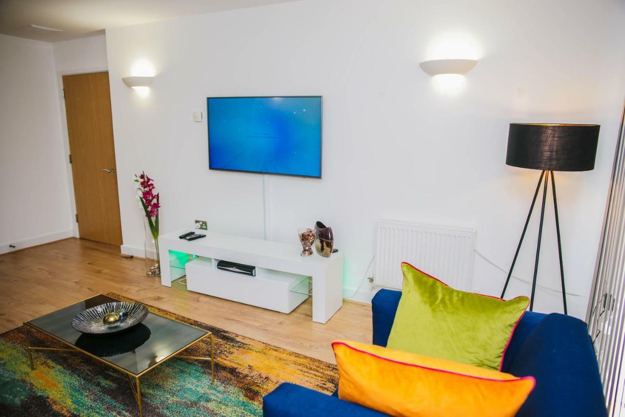 Riverside 2 Bed Apartment Londra Esterno foto